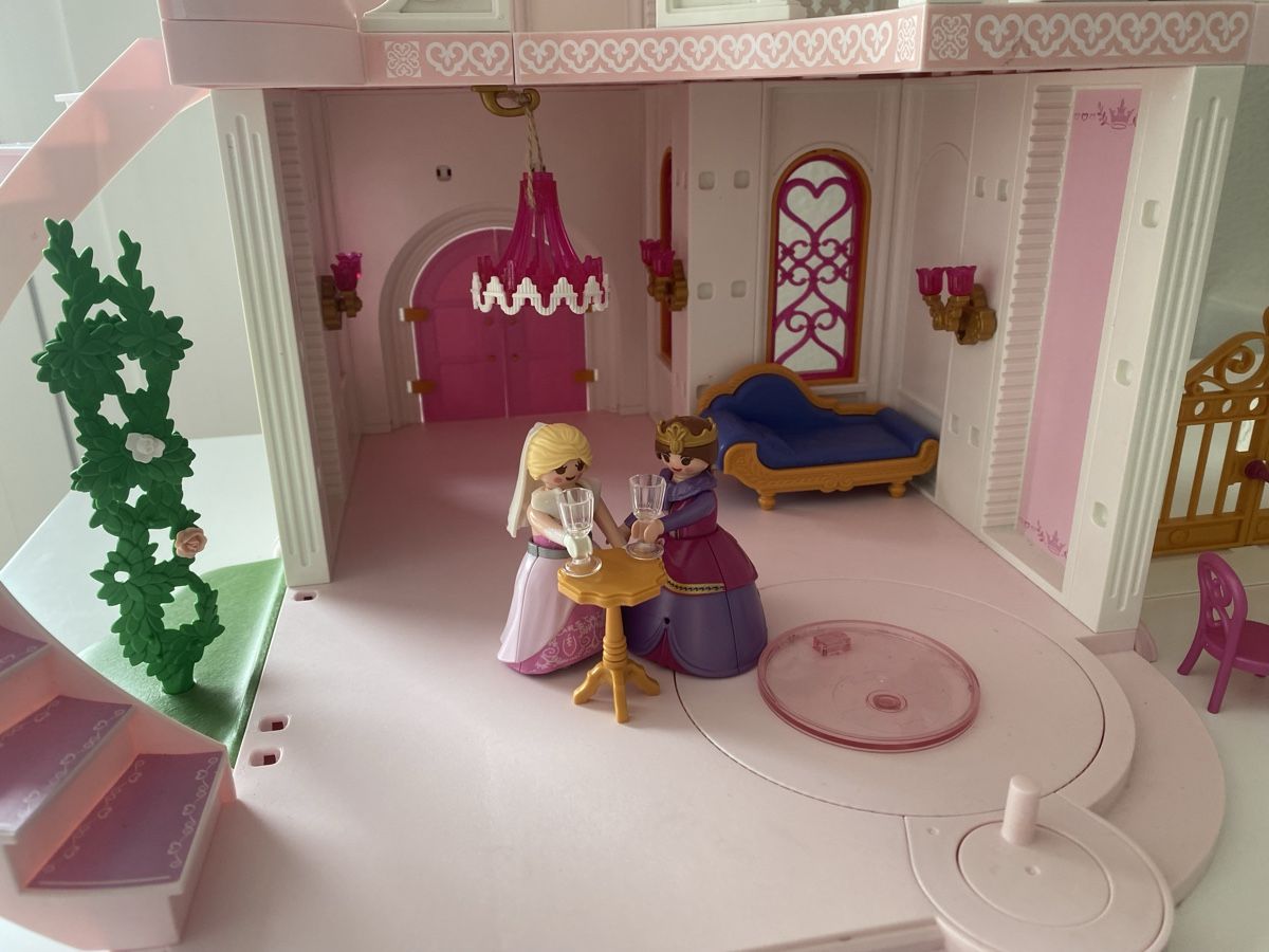 Playmobil Spielzeuge: Playmobil Schloss – Gebraucht aus Lachen/SZ von Flower2 5