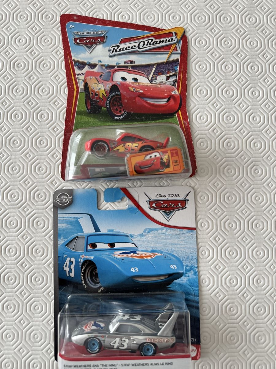 Disney Modellini d'auto: PACK FLASH MCQUEEN + •STRIP WEATHERS • ALIAS LE KING – Nuovo e nell'imballaggio originale da Nyon venduto da kelkal0