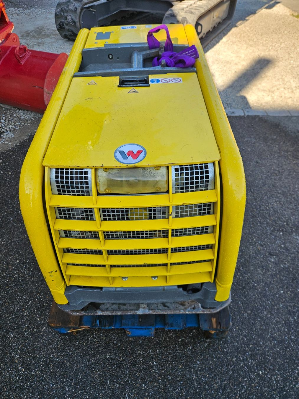 Wacker Neuson Tutte le macchine: Wacker Neuson Fibroplatte / Rüttelplatte DPU80rLec770 – Usato da Degersheim venduto da Schnusi7 3