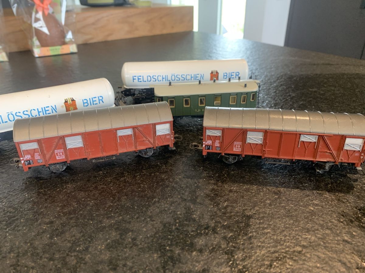 Märklin Modelleisenbahnen: Märklin Zugwaggons - Estrichfund – Gebraucht aus Kiesen von