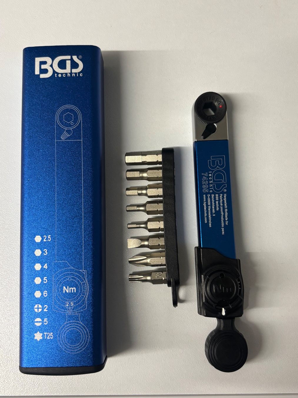 Alle Werkzeuge: BGS Technic Drehmomemtschlüssel Bitsatz – Neu (gemäss Beschreibung) aus Lyss von jba_s2my