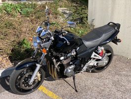 Moto Suzuki 1400 GSX