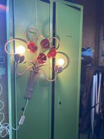 2 identische Wandlampen, Flowerstyle, extravagant