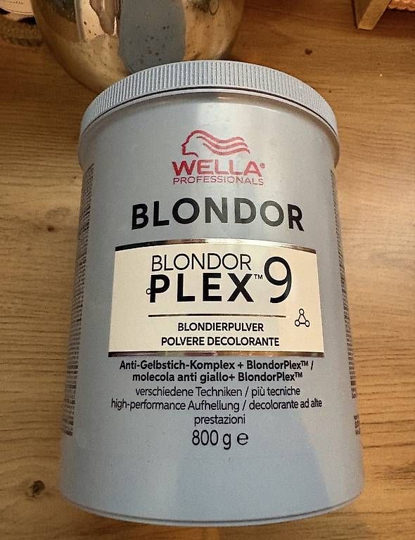 Teintures: Blondor Plex 9 Blondierungspulver – D'occasion à Hellikon par ind_m7n8