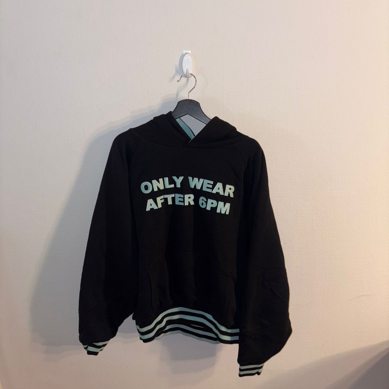 6PM Maglioni & Felpe: 6PM Reversible Hoodie – Nuovo (secondo la descrizione) da Bern venduto da gia_jqj7 1