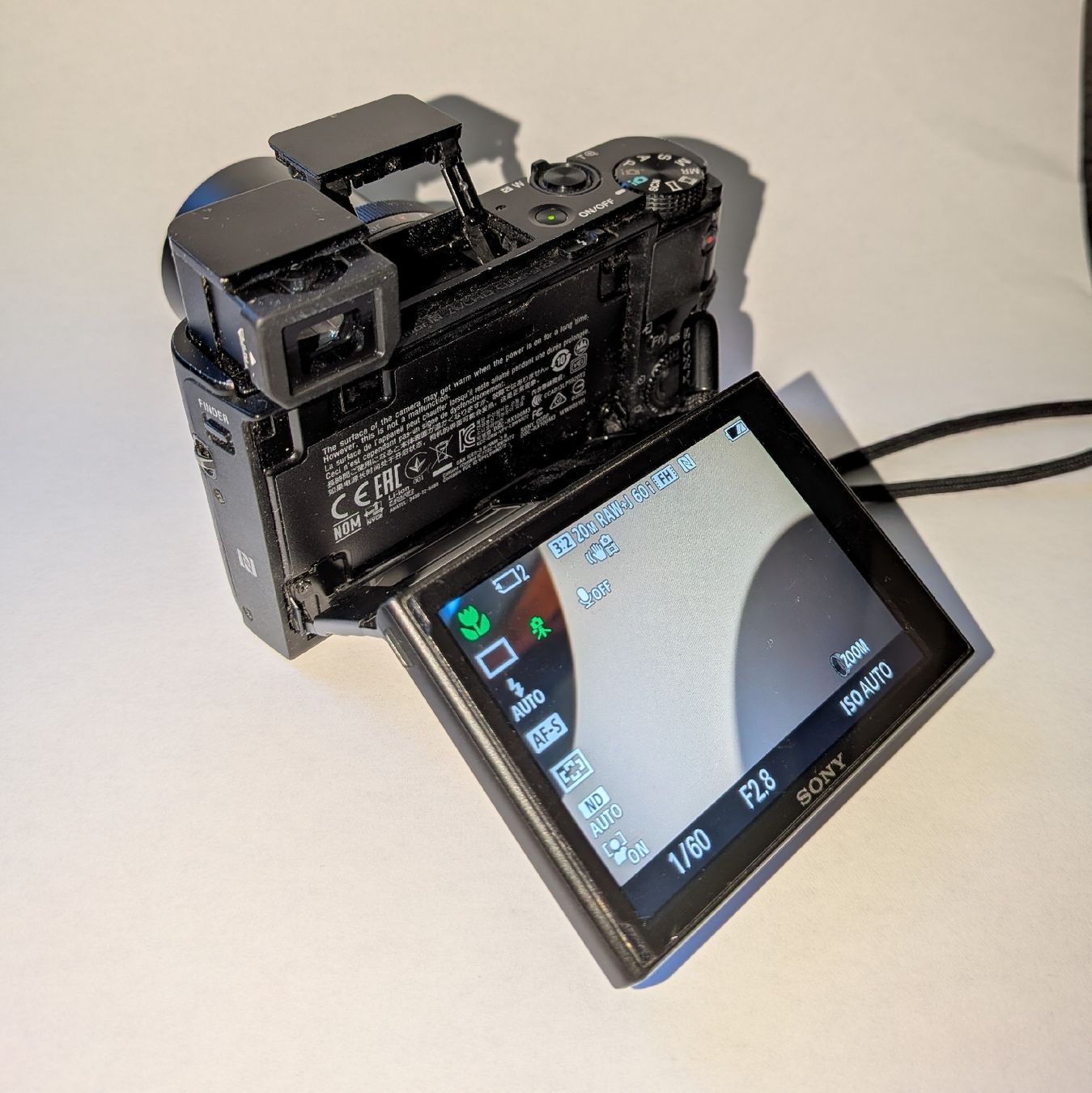 Sony Fotocamera: Sony RX100 III – Usato da Chur venduto da ddp22bike 4