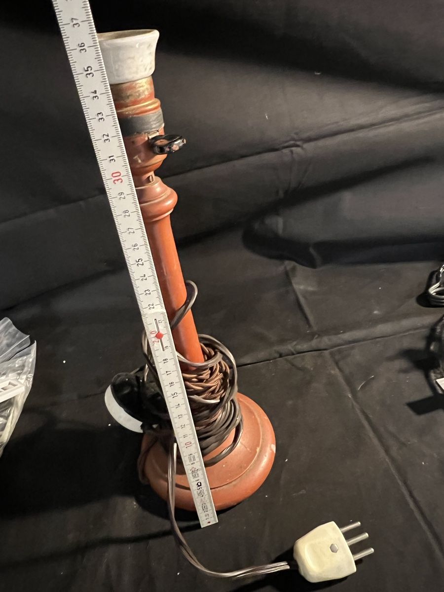 Lampade: Lampe Tischlampe – Usato da Niederrohrdorf venduto da beniledergerber 1