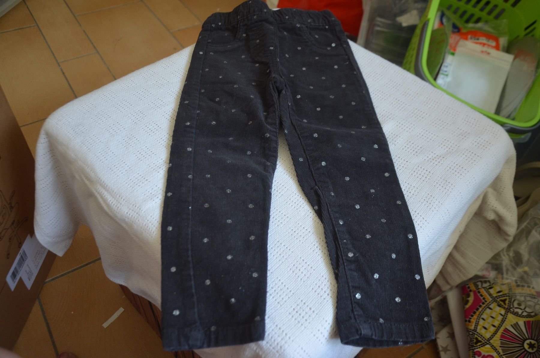 Pantaloni: TAILLE 98 - HOSE – Usato da Chiasso venduto da Dolly015
