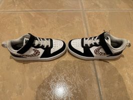 Nike Sneakers, 31