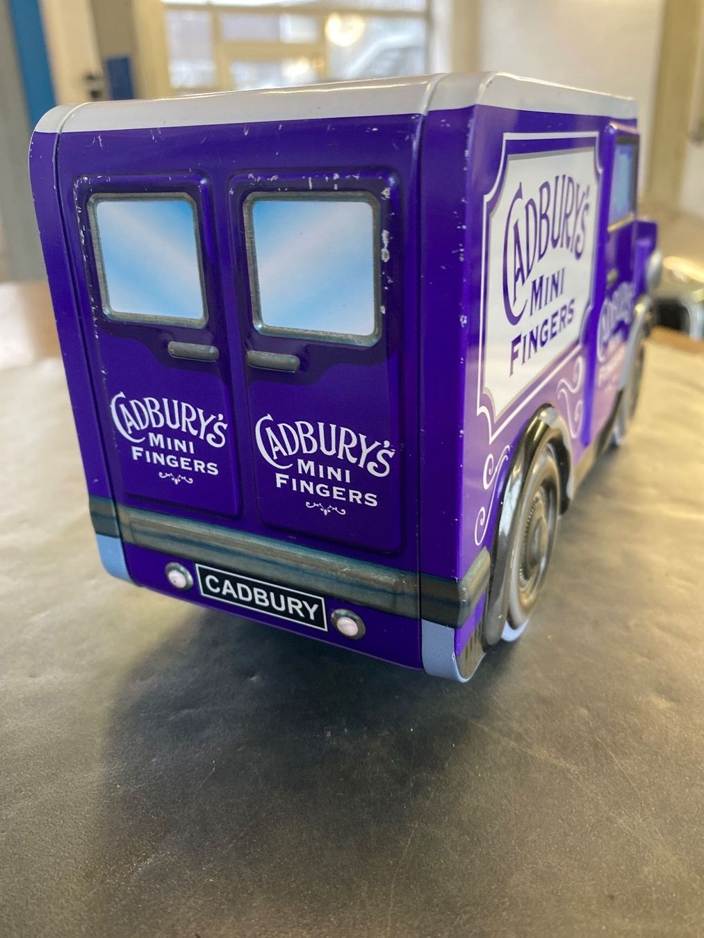 Giocattoli: Blechauto Cadburys Mini Fingers – Usato da Adligenswil venduto da Exnovo 3