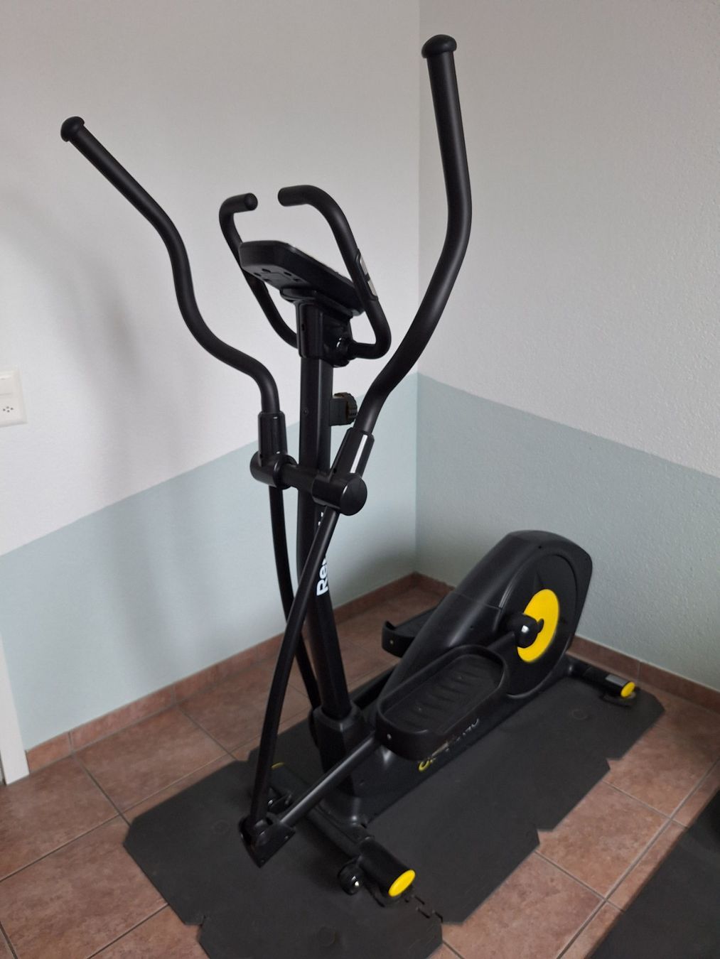Reebok Hometrainer: Reebook Crosstrainer one GSX40 – Usato da Münchwilen AG venduto da Gabry4333