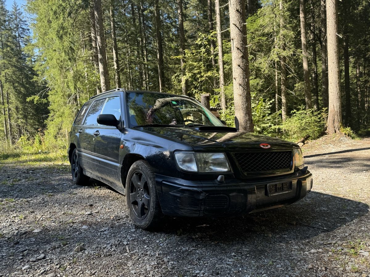 Subaru Autos: Subaru Forester Turbo SF1 – Gebraucht aus Zweisimmen von