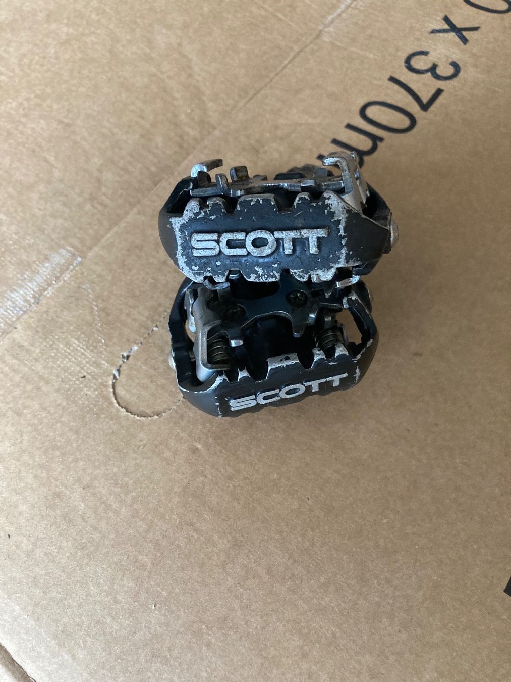 Scott Ersatzteile: Paar Scott Pedal zu verkaufen – Gebraucht aus Altendorf von tone81