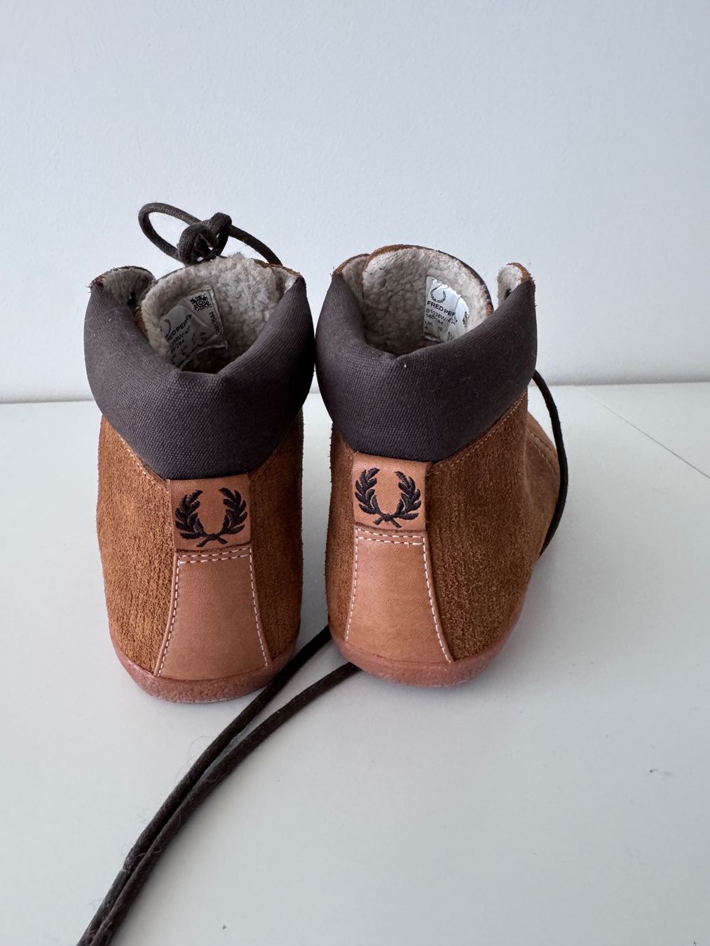 Fred Perry Scarpe da uomo: fred perry boots cord / manchester – Usato da Bassersdorf venduto da Martinaabegg 1