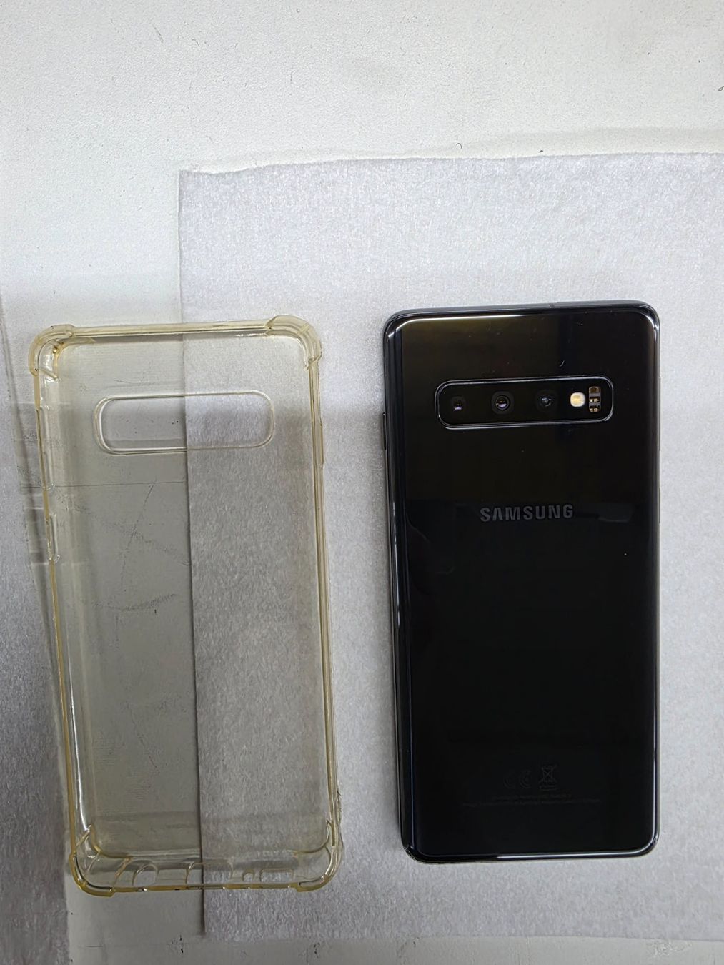 Samsung Telefoni cellulari / Smartphones: Samsung Galaxy S10 – Usato da Rüti ZH venduto da Madeira14 1