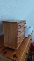 Mini Kommode aus Holz mit vier Schubladen