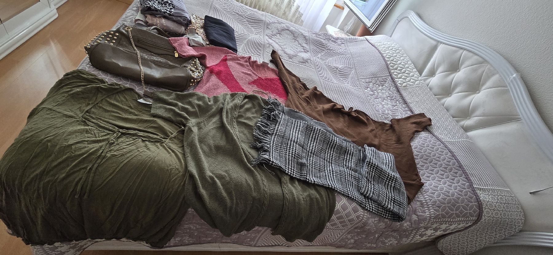 Lotti di vestiti: 10 Teiliges Damen Kleiderpaket – Usato da Frenkendorf venduto da DORU1 4