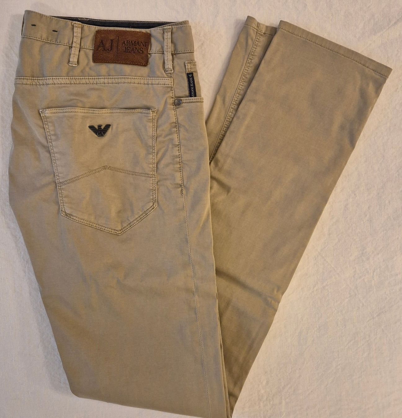Armani Hosen: ARMANI, Armani Jeans – Gebraucht aus Luzern von Louis-XVI