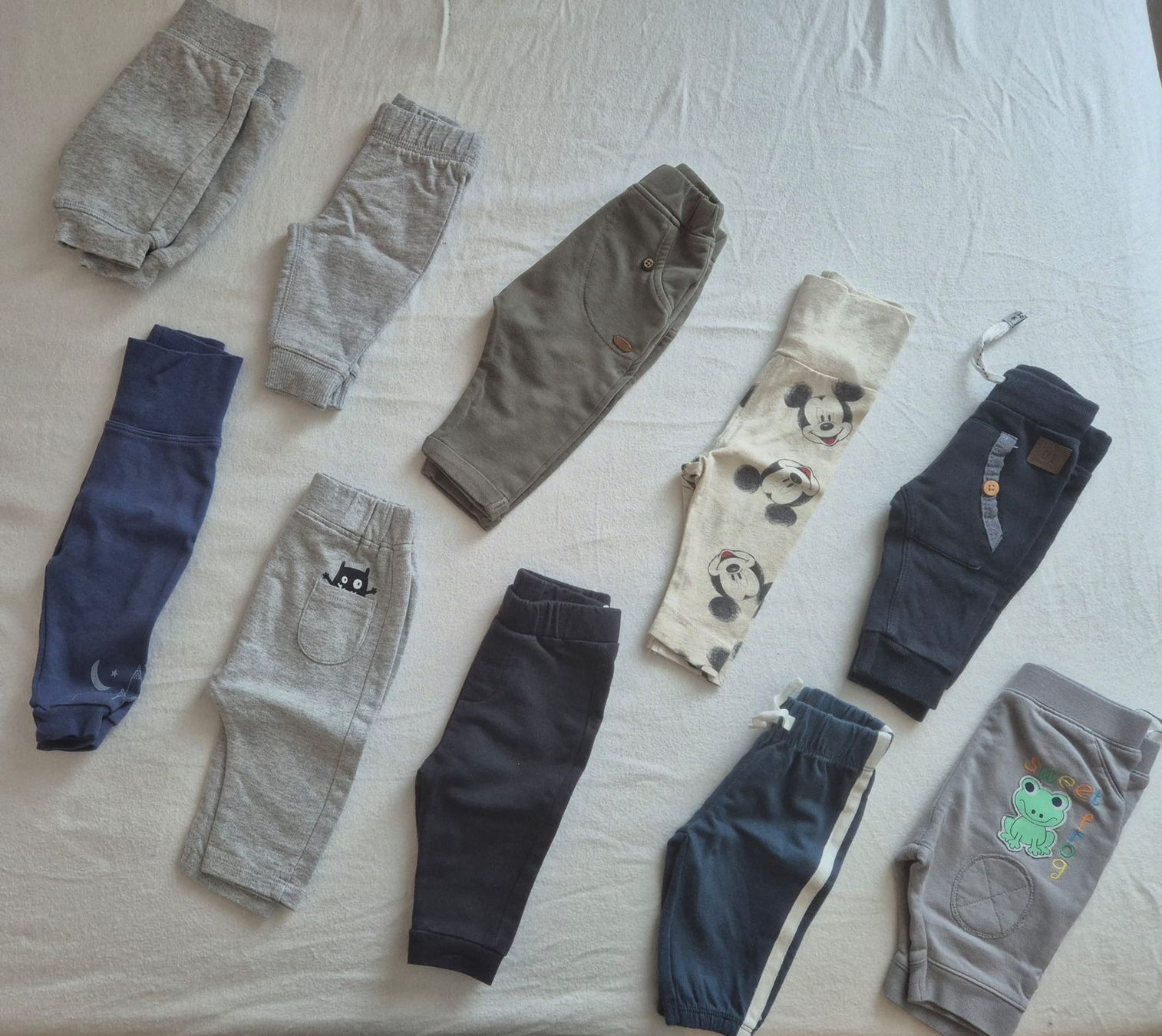 Lotti & Set di vestiti: Baby Kleider – Usato da Regensdorf venduto da PDDM 6