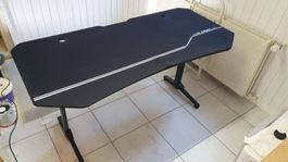 Gaming-Tisch