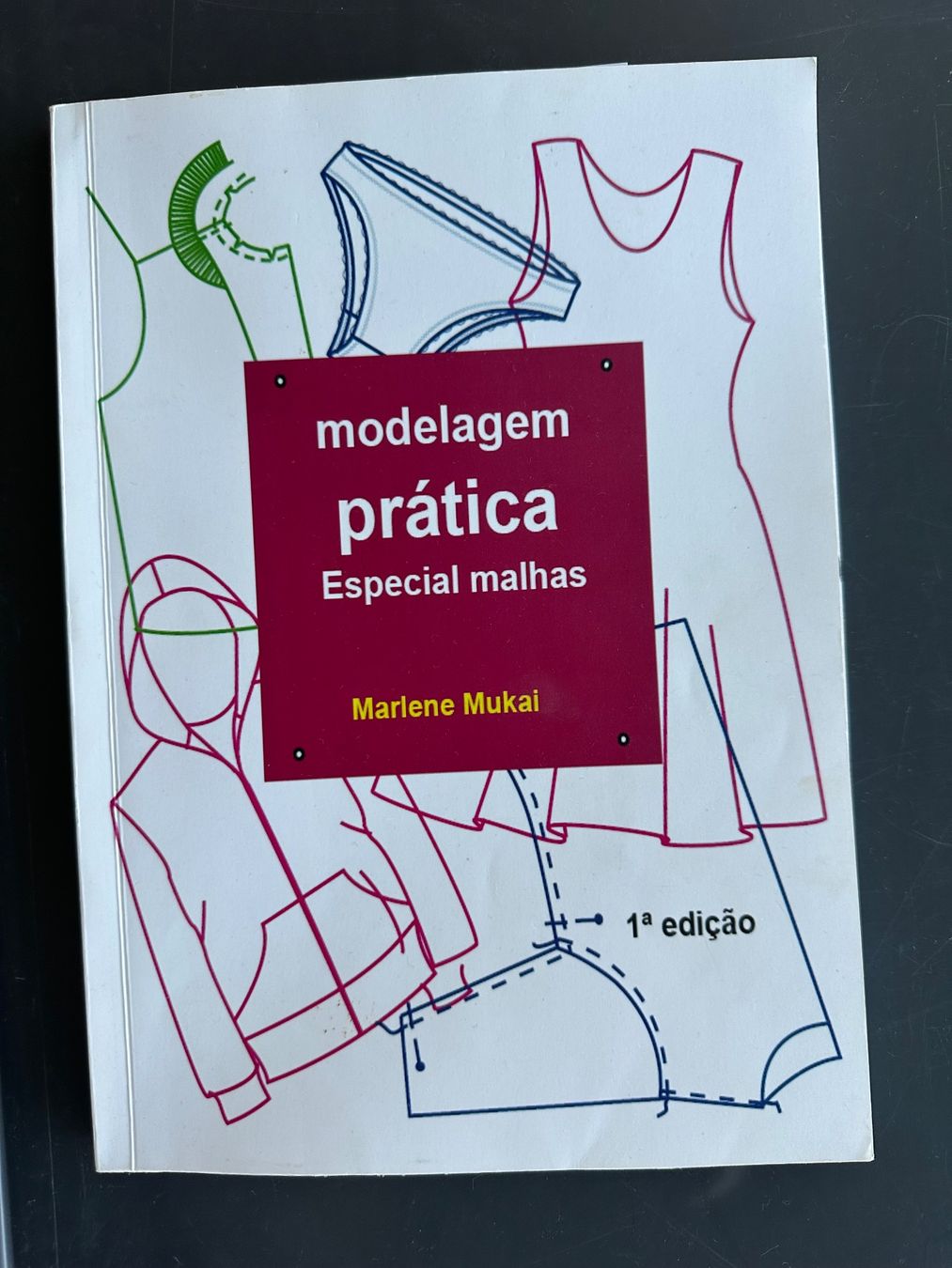 Libri: Modelagem prática malhas/ Marlene Mukai – Usato da Gansingen venduto da patma02