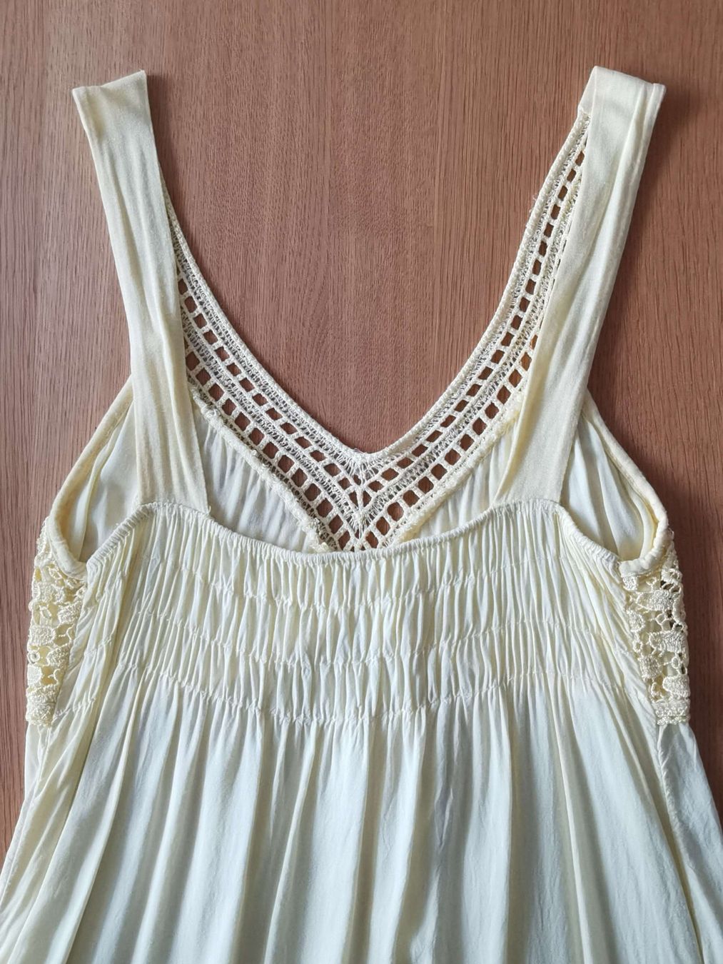 Vestiti: Gelbes Kleid – Usato da Zug venduto da WickiPanda 1
