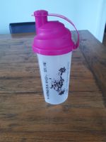 Fitness Shaker 700ml Trinkbecher Tupperware