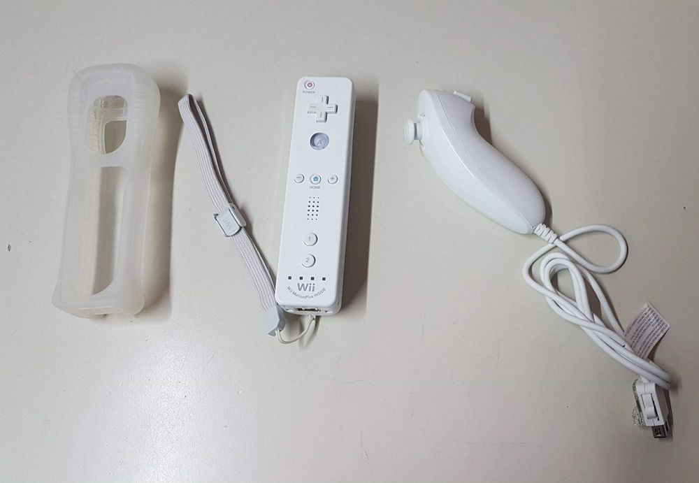 Remote Motion Plus + Nunchuk Original Nintendo für Wii+Wii U 2