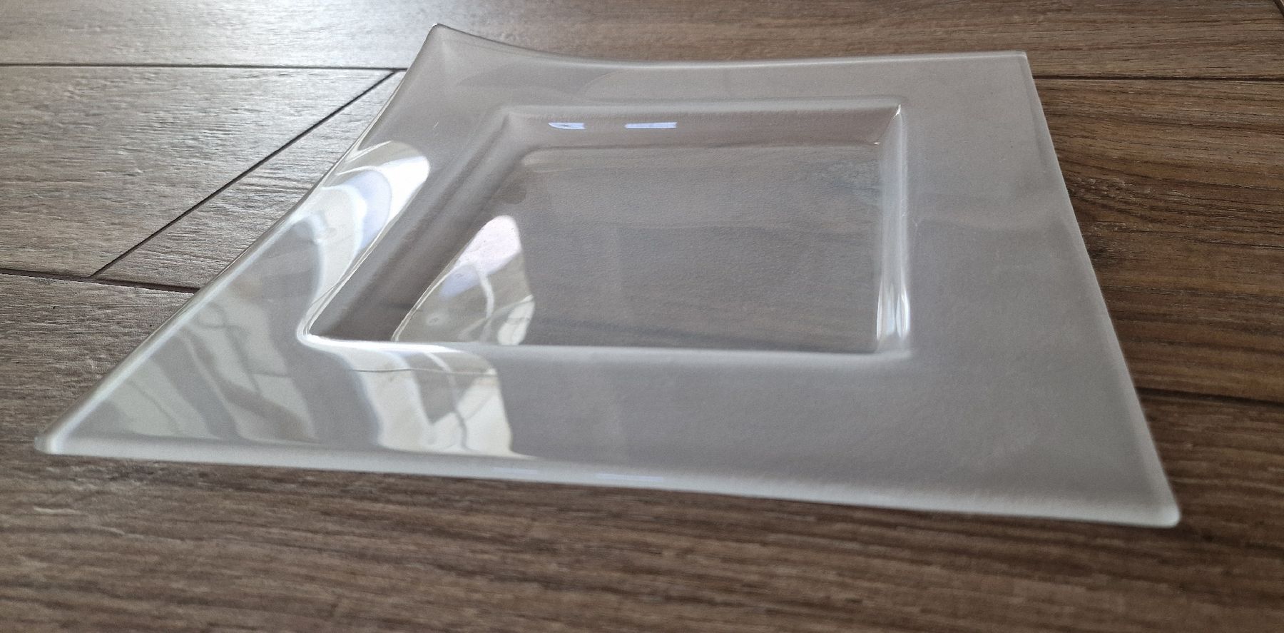 Piatti: 8 Dessertteller, Glas weiss quadratisch matt – Usato da Suhr venduto da Sbume 5