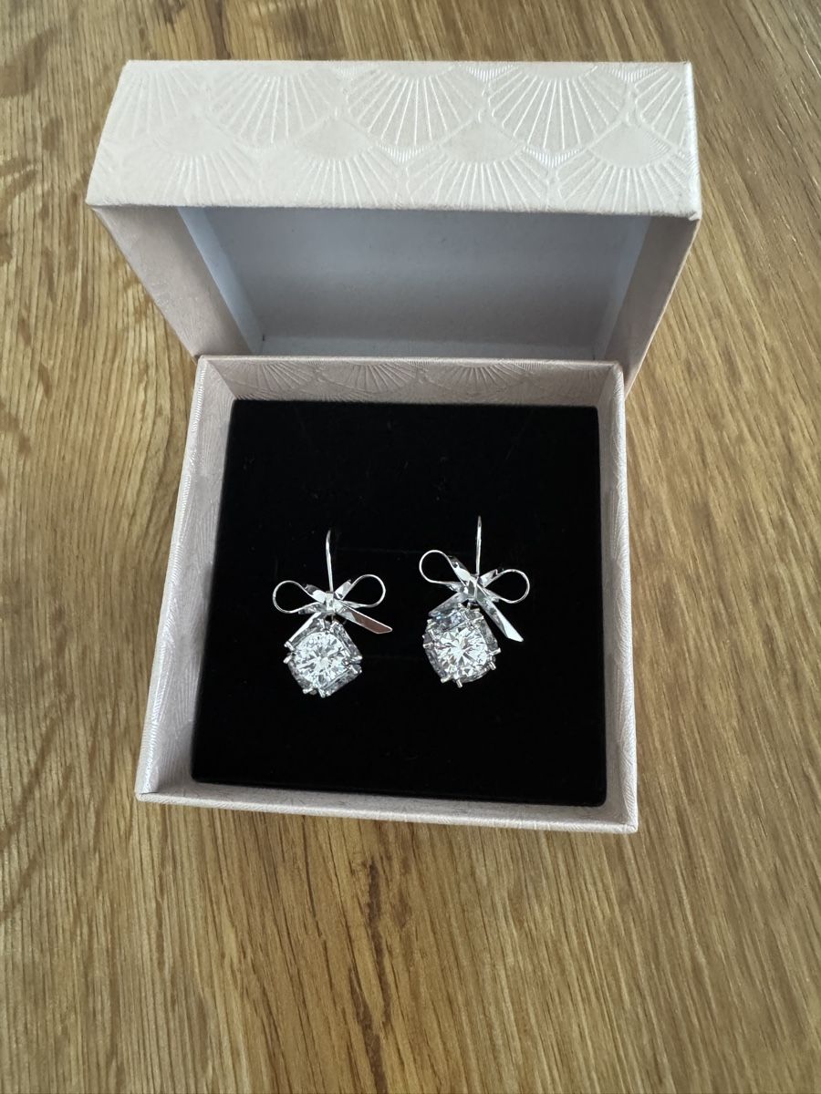 Ohrringe & -stecker: Ohrringe neu – Neu und originalverpackt aus Lachen SZ von nathiisch 1