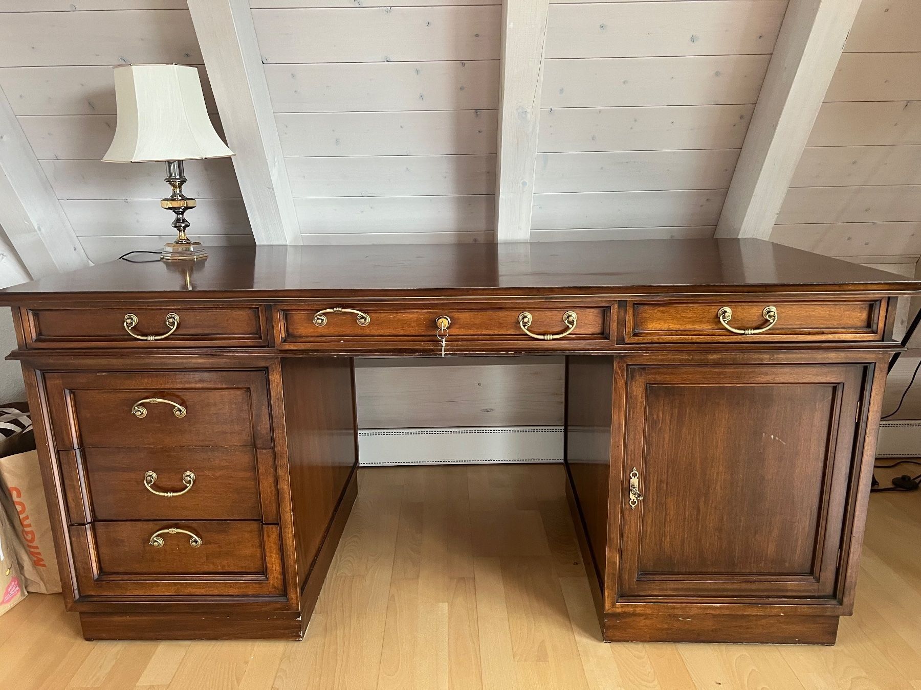 Schreibtische: Edles italienisches Designer-Pult SELVA – Gebraucht aus Ittigen von Matthias789