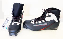 Langlaufsch. Salomon ESCAPE S; FABRIKNEU;  Grösse 44