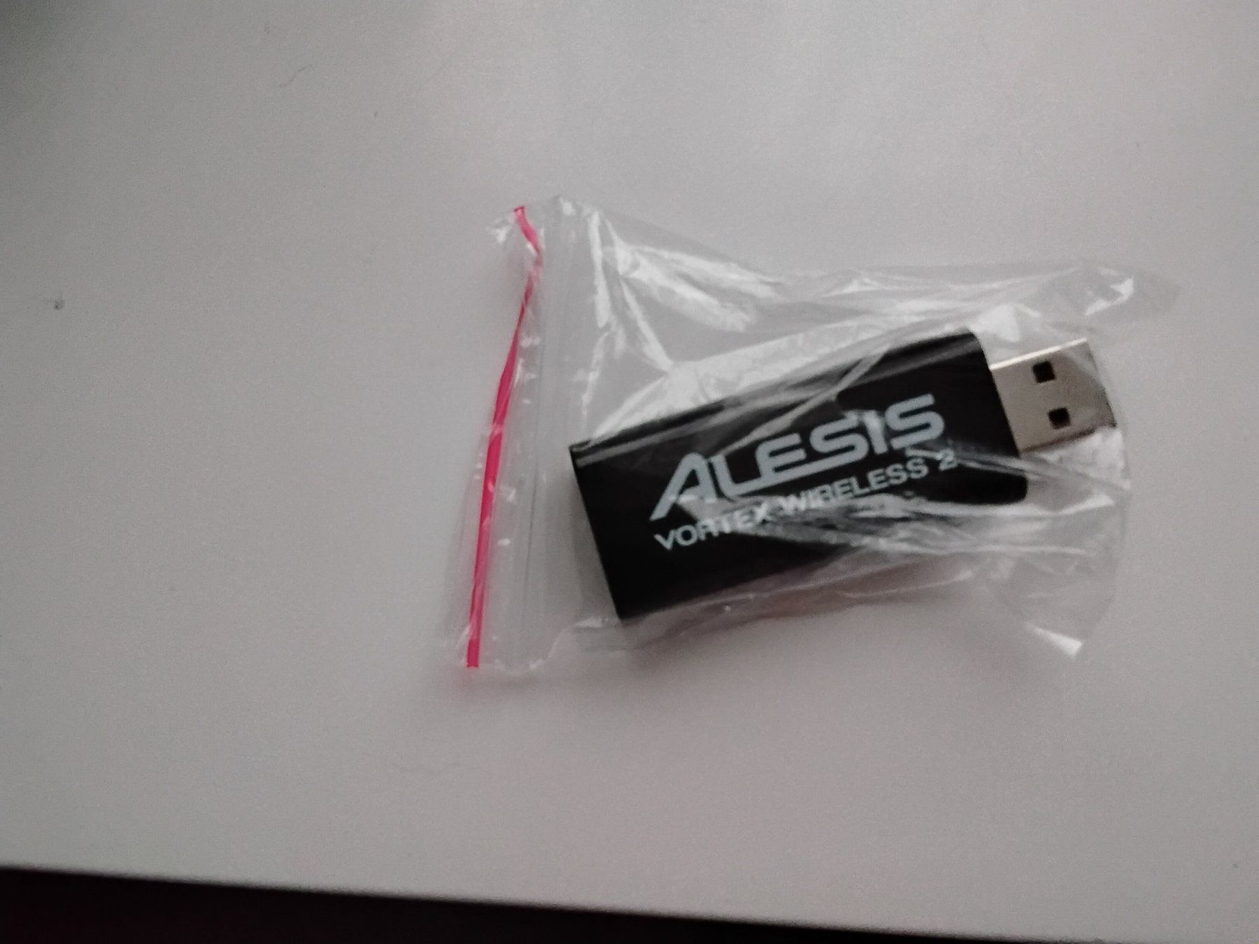 Alesis Strumenti musicali: Keytar Alesis – Nuovo e nell'imballaggio originale da Oberglatt ZH venduto da Pumuckel84 2
