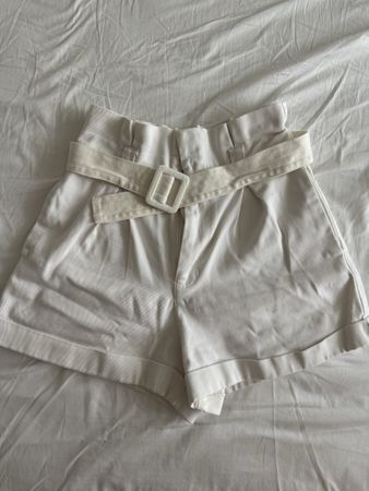 Zara White Belted Shorts - Women's XS - Summer Ready!