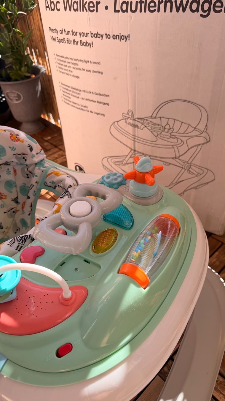 Giocattoli: Girello Babylo con gioco luci e suoni usato buone – Usato da Oberbuchsiten venduto da xhe_l69l 1