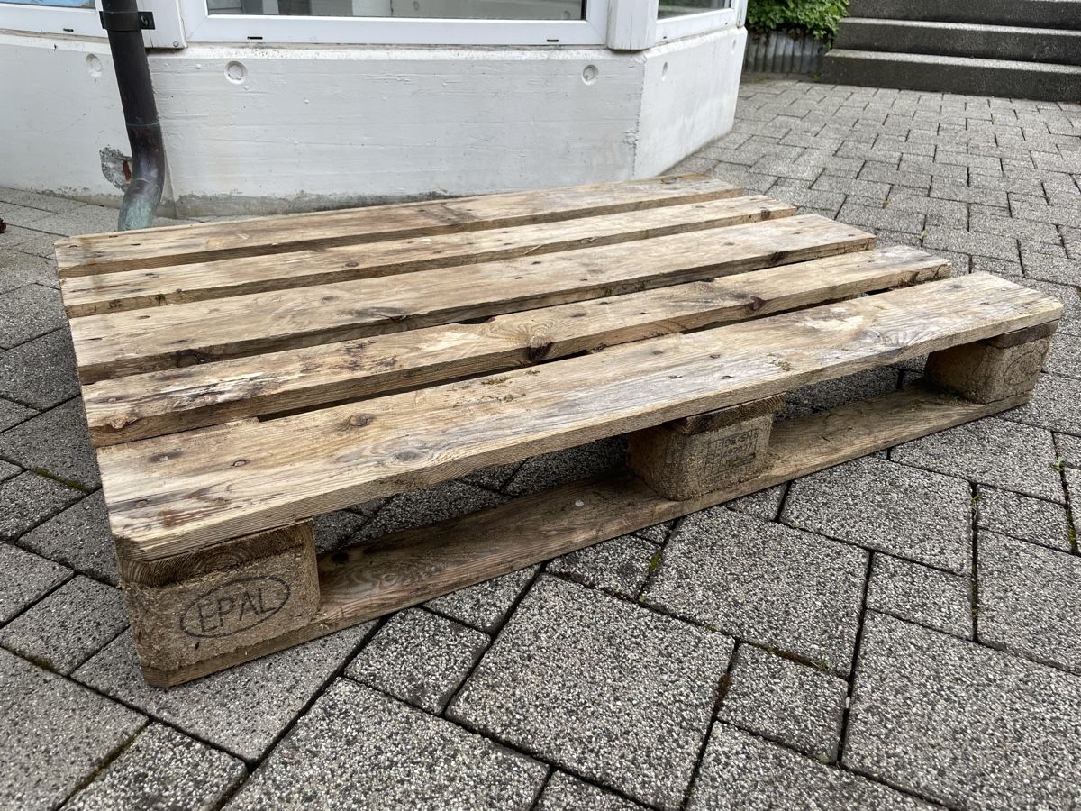 Pallets: Euro Holzpalette – Usato da Hittnau venduto da bonMaroney