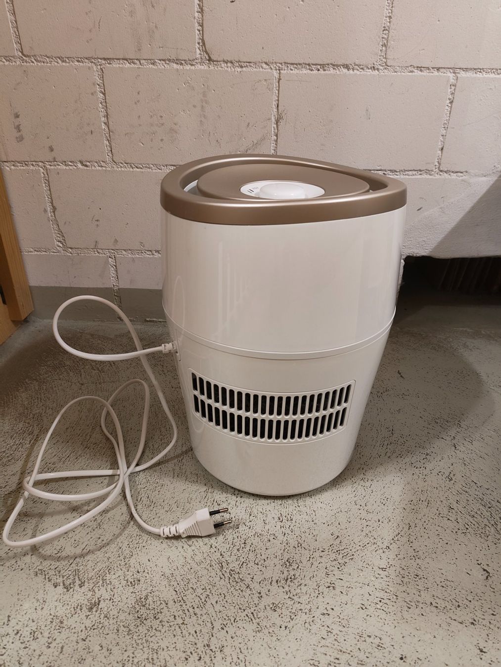 Philips Umidificatori d'aria: Philips Air Humidifier Series 2000 – Usato da Cham venduto da t.schmid17 2