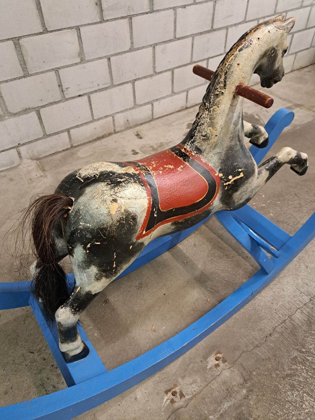 Giocattoli: Schauckelpferd alt > sehr gross – Usato da Bern venduto da Patinaa 7