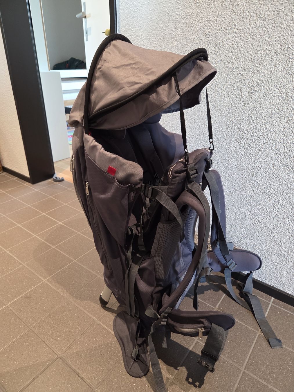 Phil & Teds Marsupi portabebè: Kinderkraxe/Kindertrage von phil&teds  – Usato da Pfäffikon ZH venduto da salix92 3