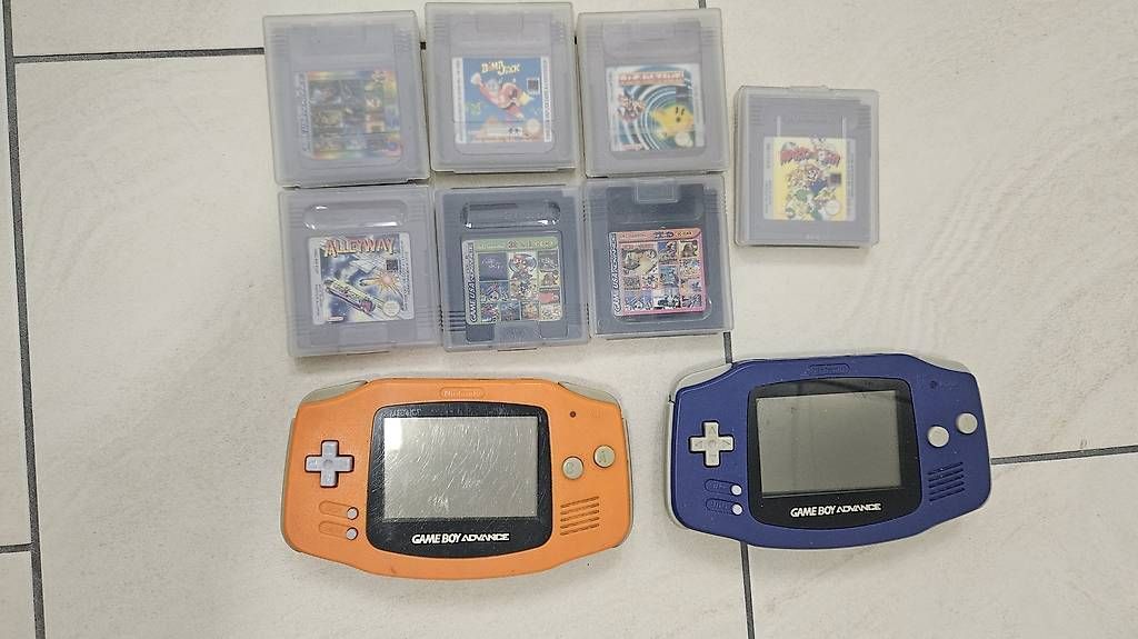 Nintendo Console: 2x Gameboy Advance – Usato da Krattigen venduto da nr-