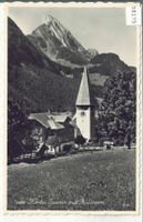 Kirche Saanen mit Rüblihorn