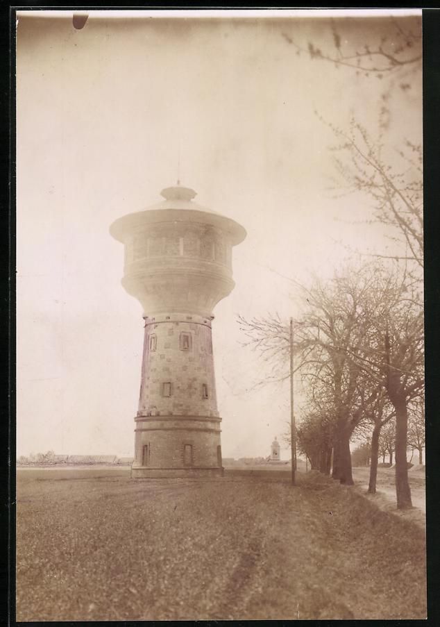 Fotografie & Manifesti: Fotografie Kalzendorf, Wasserturm, Stras – Usato da Berlin venduto da bartko-reher
