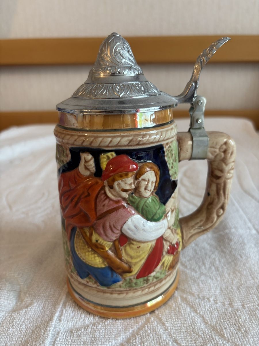 Karaffen: Bierkrug mit Zinndeckel, Vintage – Neu (gemäss Beschreibung) aus Kloten von Voni21