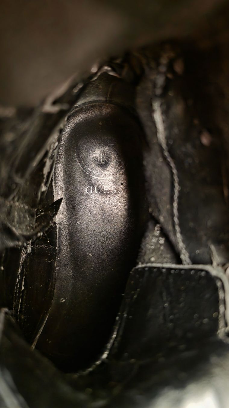 Guess Damenschuhe: stylische Boots von Guess – Gebraucht aus Dübendorf von Jolenia 6