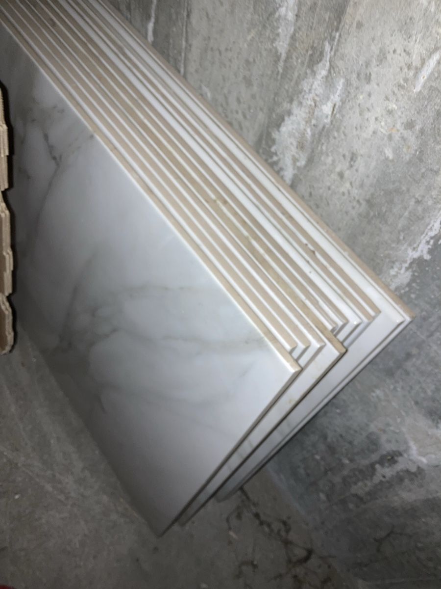 Piatti di portata: Fliese, Feinsteinplatte, Marmorfliese 60x60 – Nuovo (secondo la descrizione) da Biel/Bienne venduto da navix 3