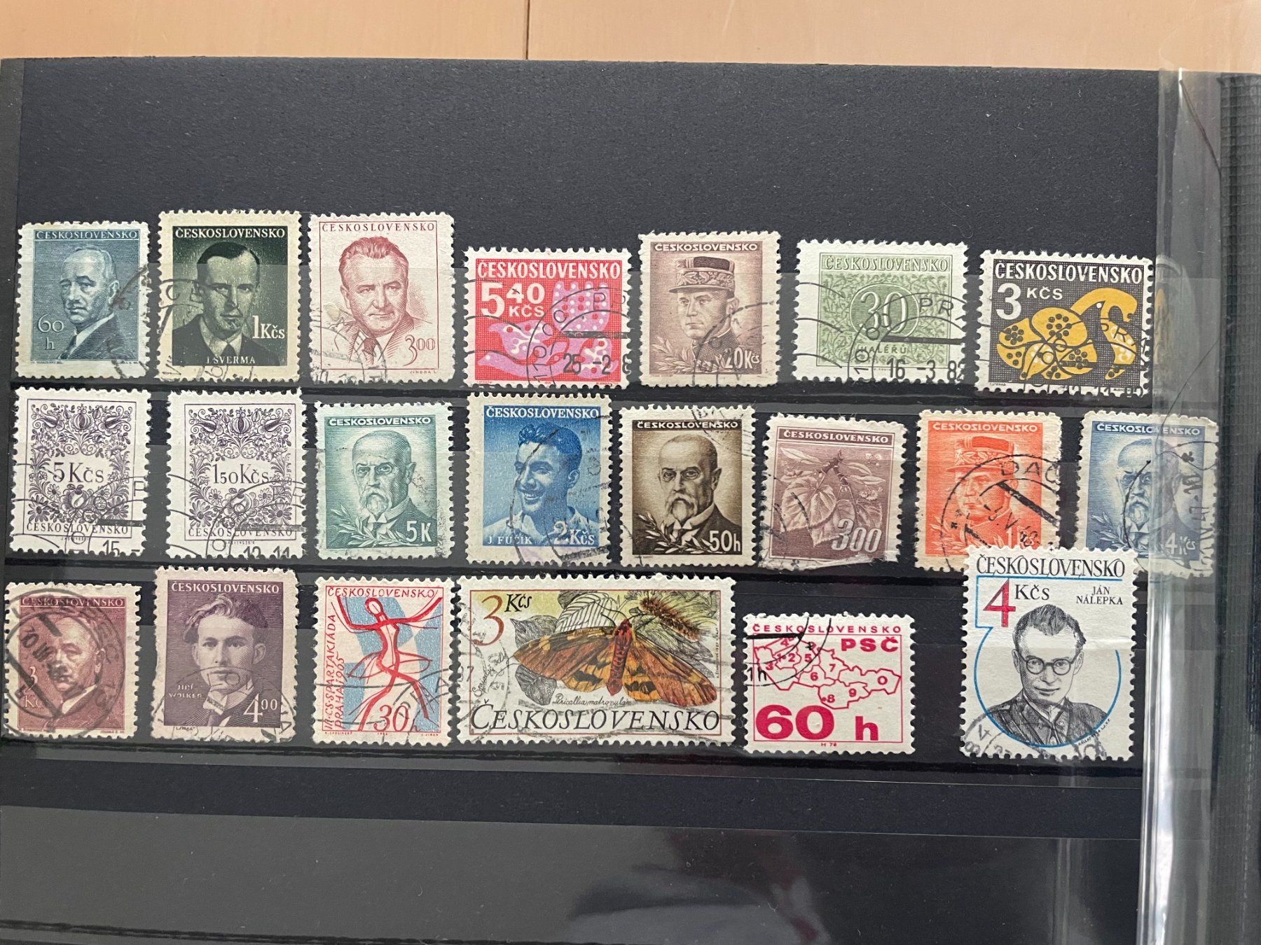 Tutti i francobolli: Briefmarkensammlung Tschechoslowakei – Usato da Mägenwil venduto da Zidane1 1