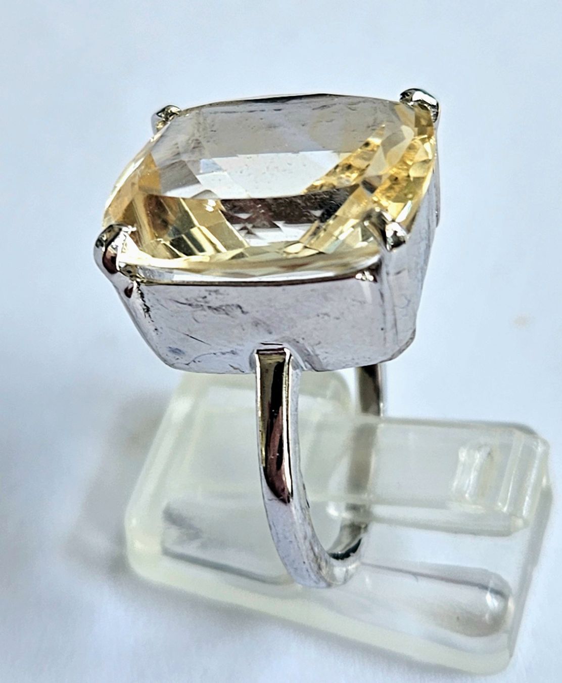 Ringe: Ring mit grossem gelbem Citrin Solitaire 58 – Neu (gemäss Beschreibung) aus Zürich von ben_mn5h 5
