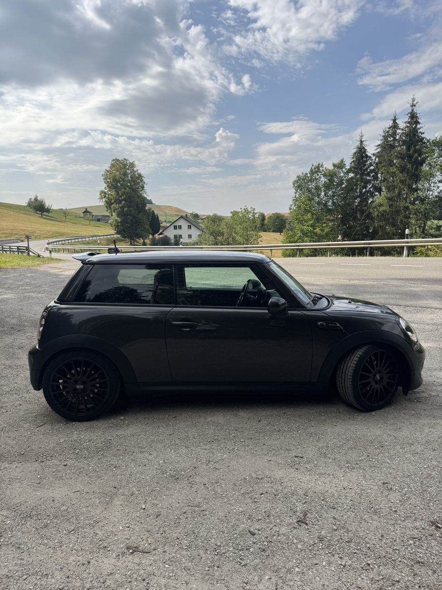 Mini Automobili: Mini Cooper R56 John Cooper Works – Usato da Zumholz venduto da SashaBadr8106 9