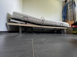 Elektrisch verstellbares Pflege-/Komfortbett von Bico 
