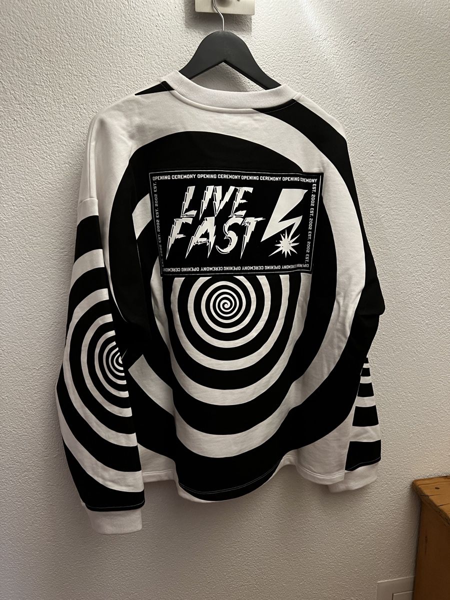 Pullover & Sweatshirts: Sweatshirt / Pulli – Neu (gemäss Beschreibung) aus Kloten von pae_wq5j 1